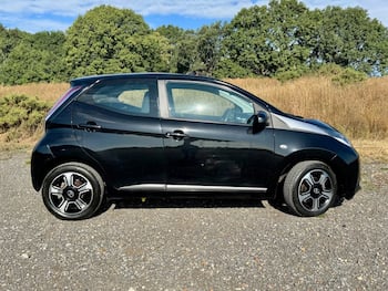Used Toyota AYGO 2014 for sale - 79852329: Photo