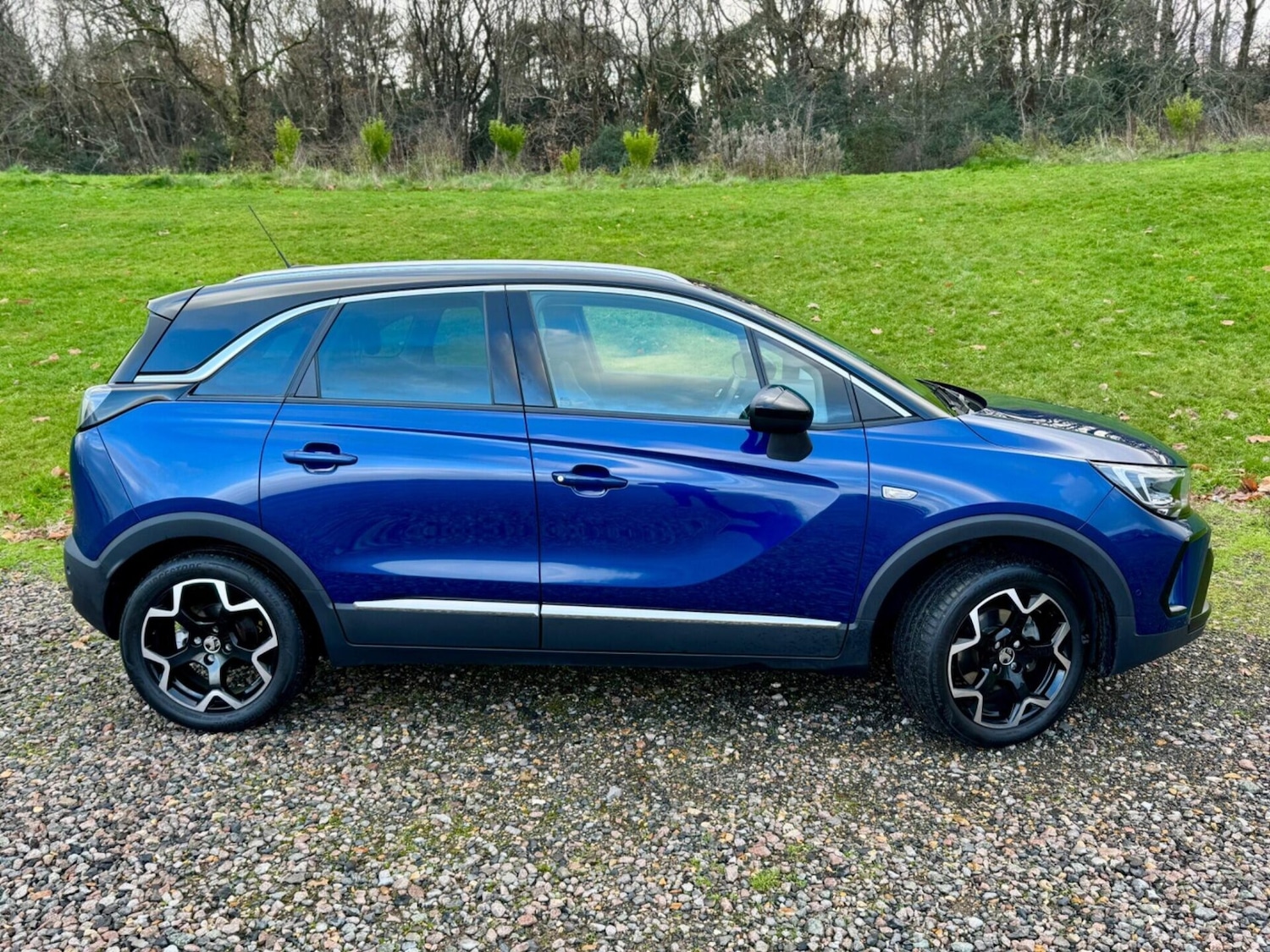 Used Vauxhall Crossland 2022 for sale - 76858739: Photo 2