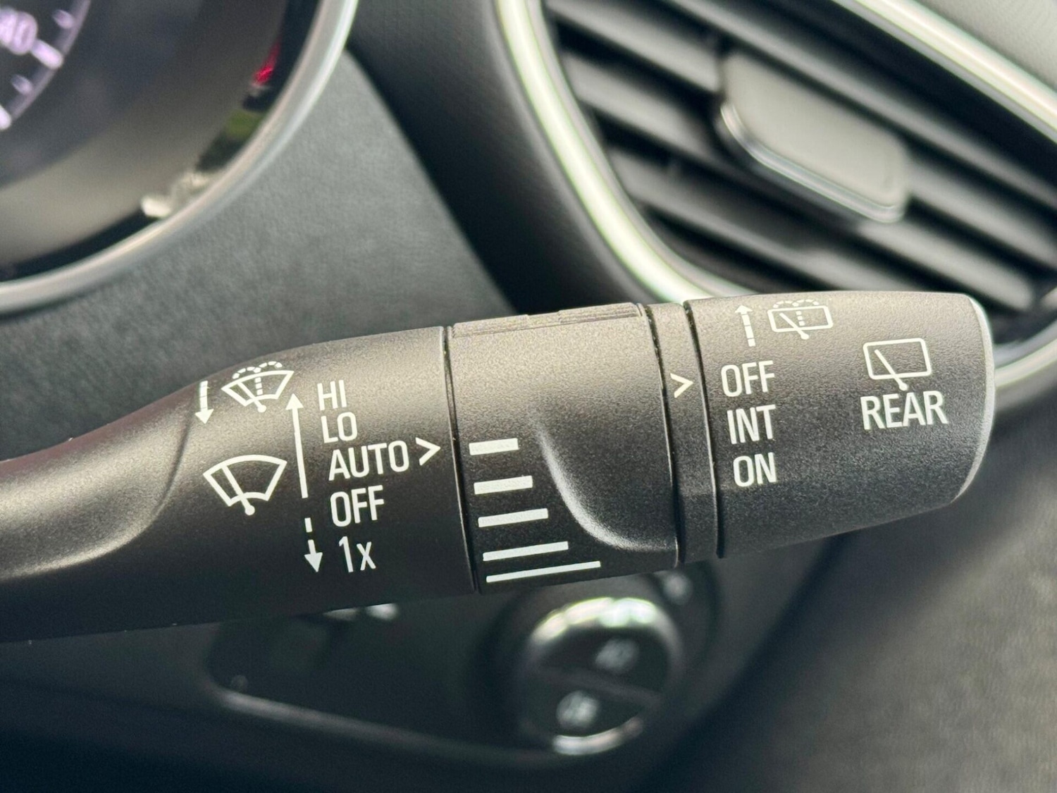 Used Vauxhall Crossland 2022 for sale - 76858739: Photo 29