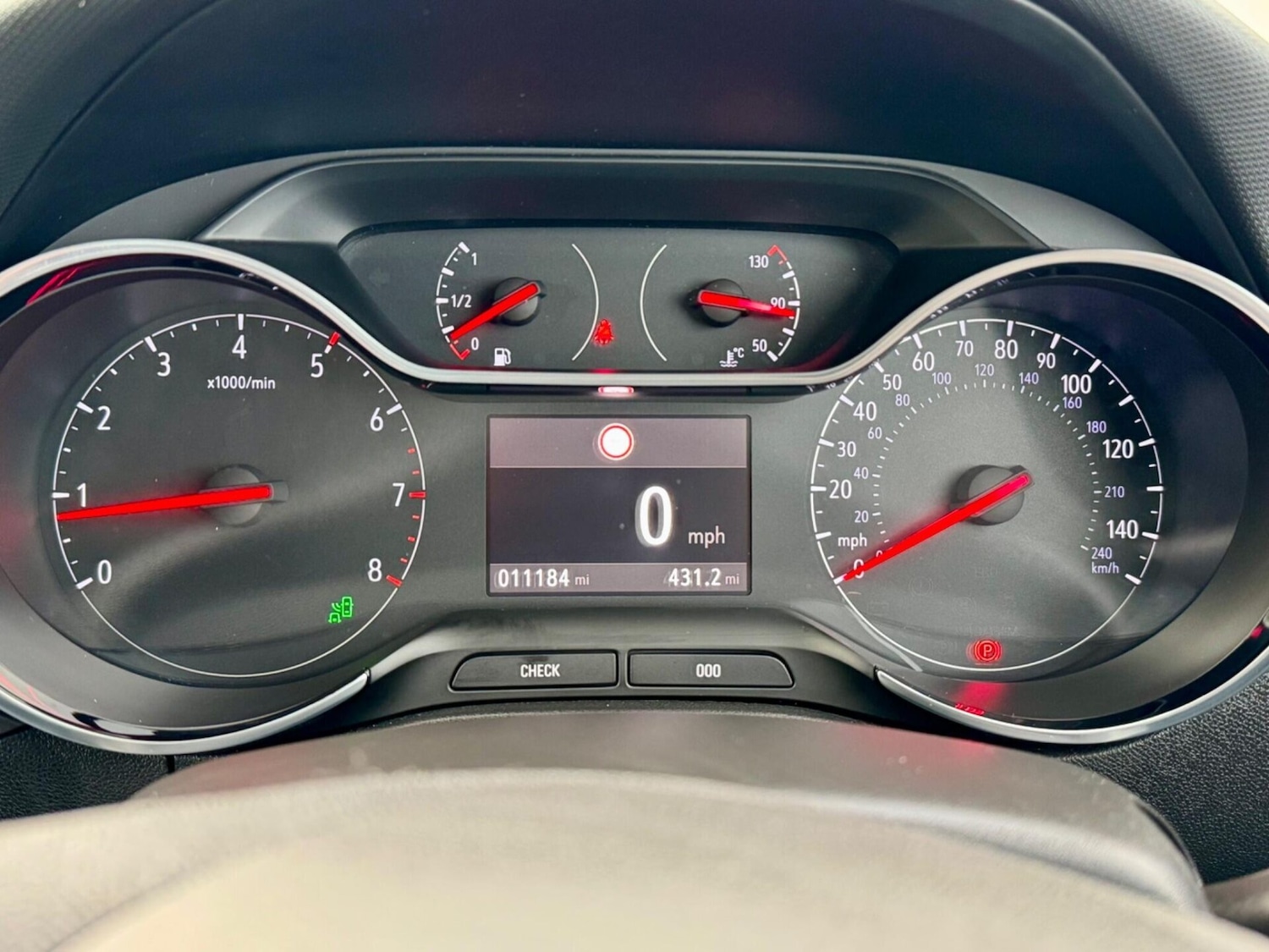 Used Vauxhall Crossland 2022 for sale - 76858739: Photo 31