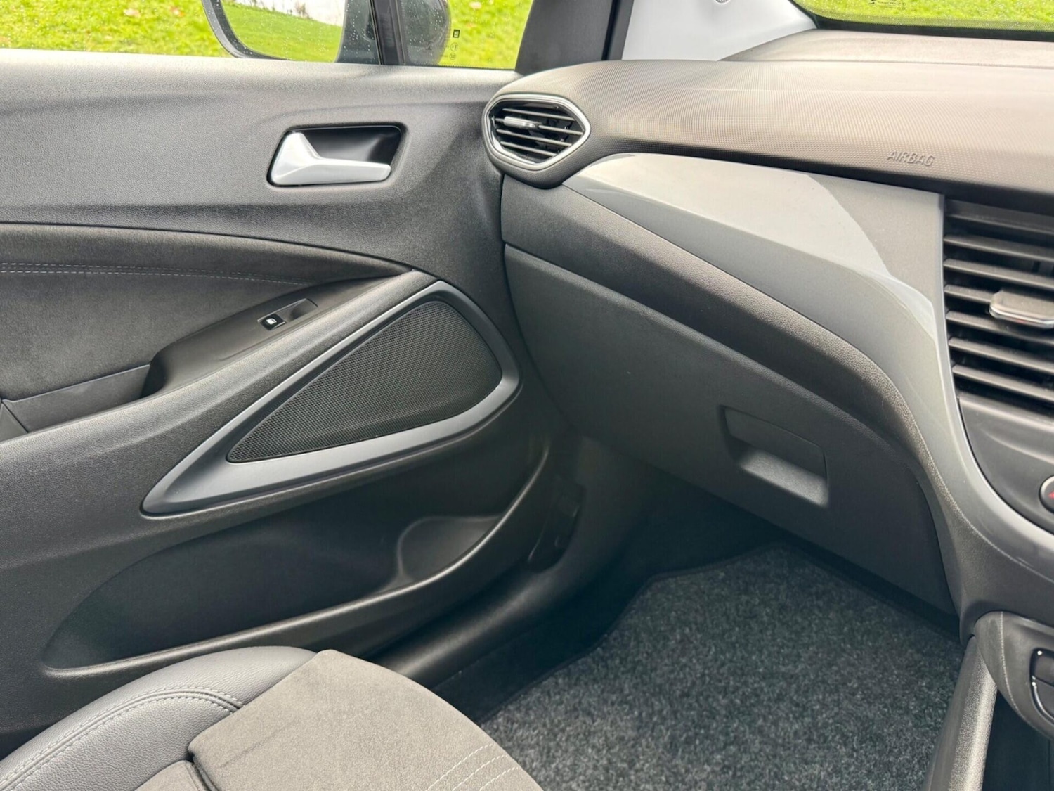 Used Vauxhall Crossland 2022 for sale - 76858739: Photo 46