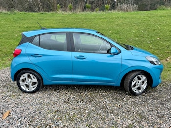 Used Hyundai i10 2022 for sale - 77006565: Photo