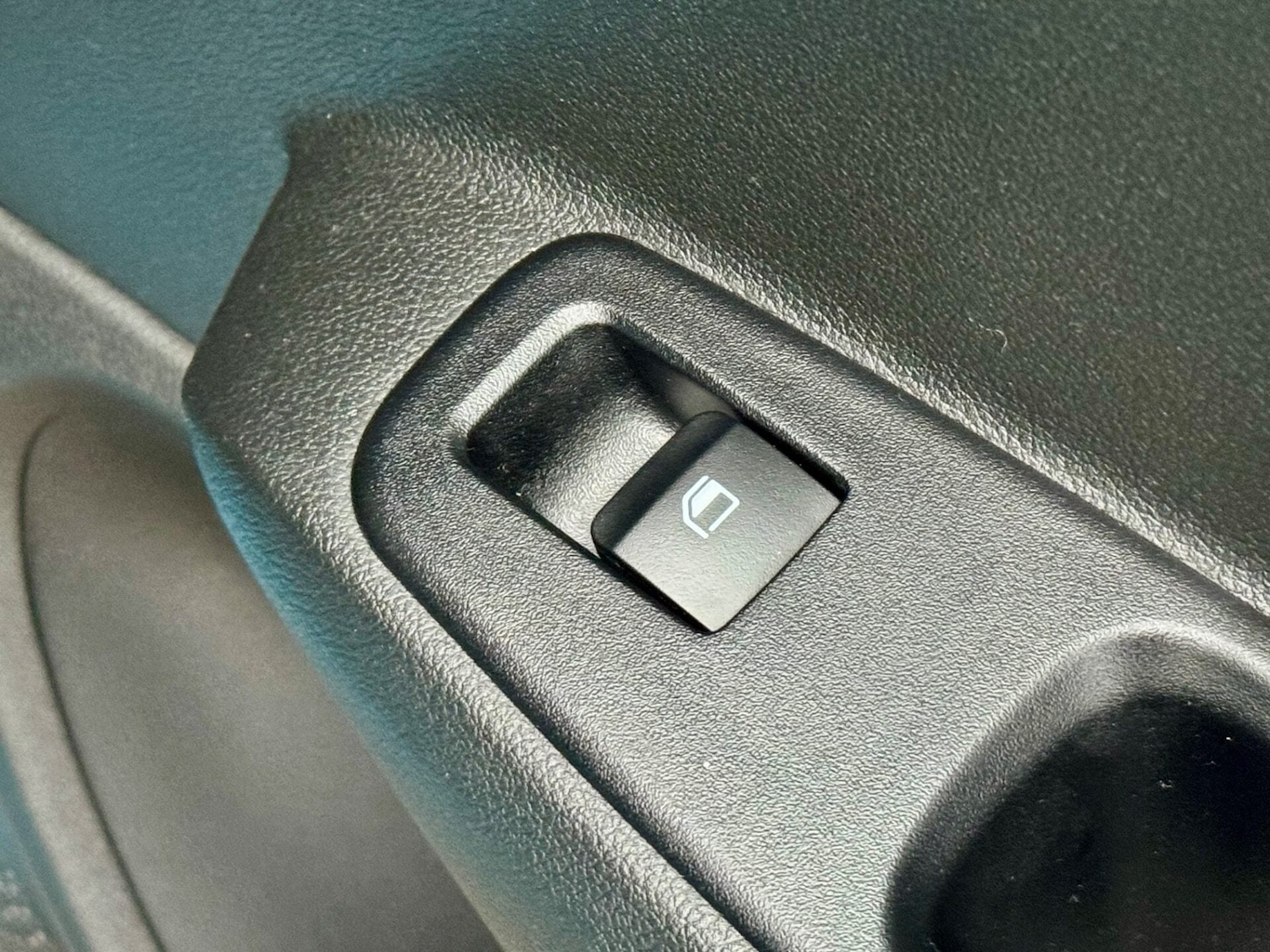 Used Hyundai i10 2022 for sale - 77006565: Photo 40