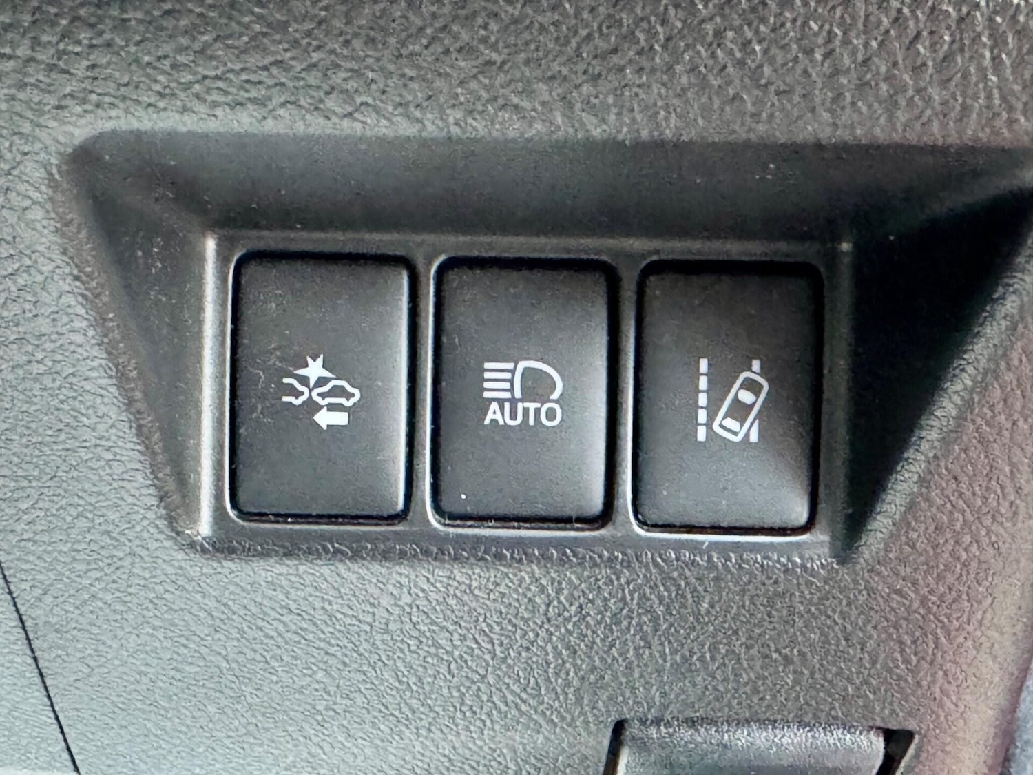 Used Toyota Yaris 2017 for sale - 76716041: Photo 18