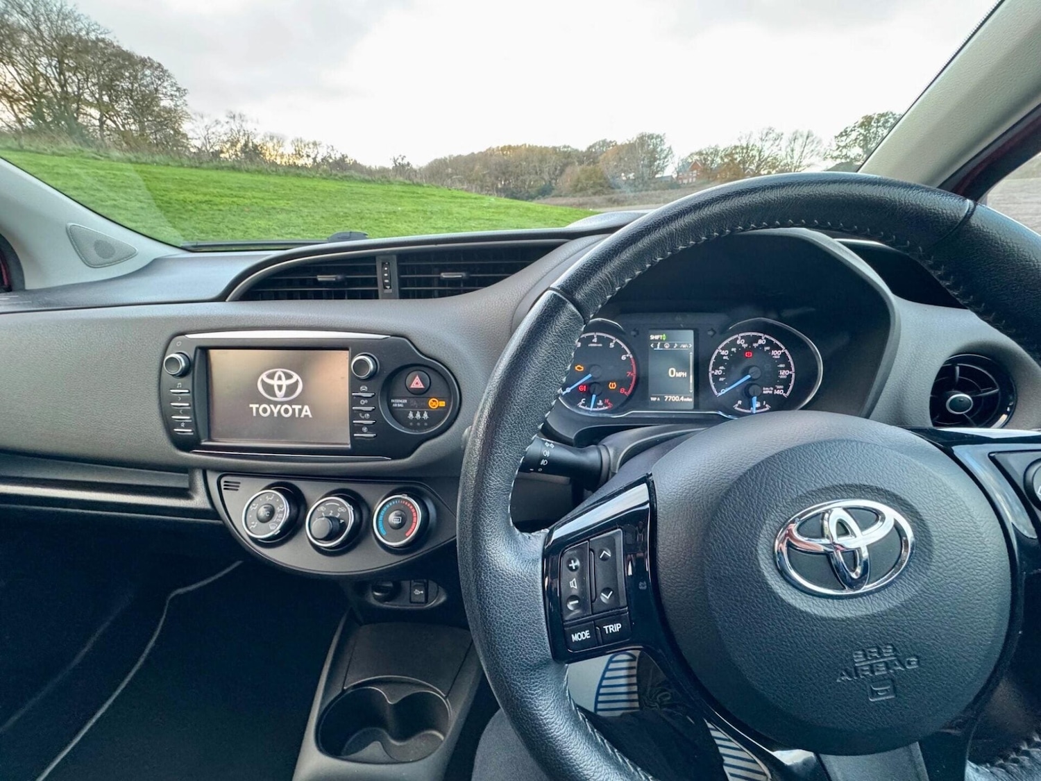 Used Toyota Yaris 2017 for sale - 76716041: Photo 20