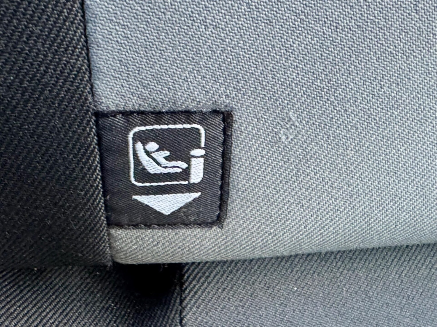 Used Toyota Yaris 2017 for sale - 76716041: Photo 48