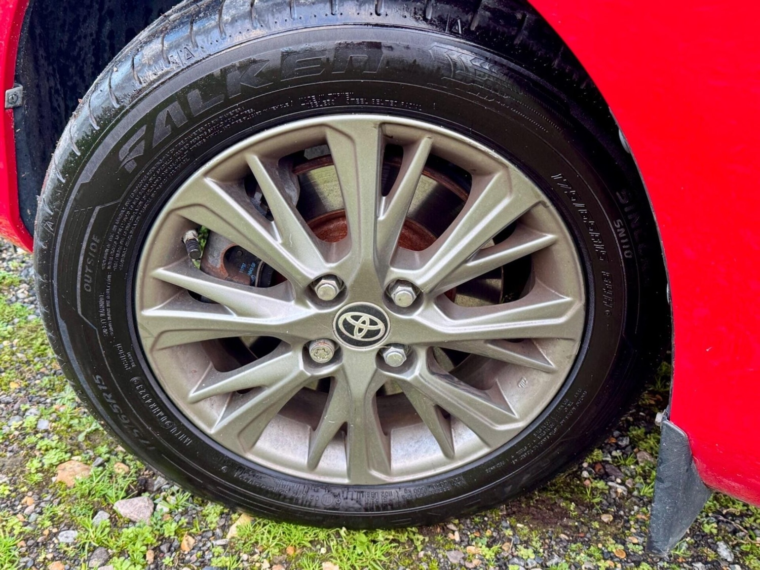 Used Toyota Yaris 2017 for sale - 76716041: Photo 53