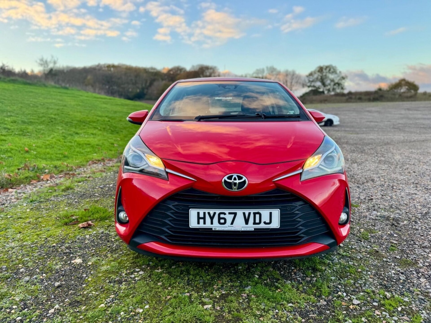 Used Toyota Yaris 2017 for sale - 76716041: Photo 57