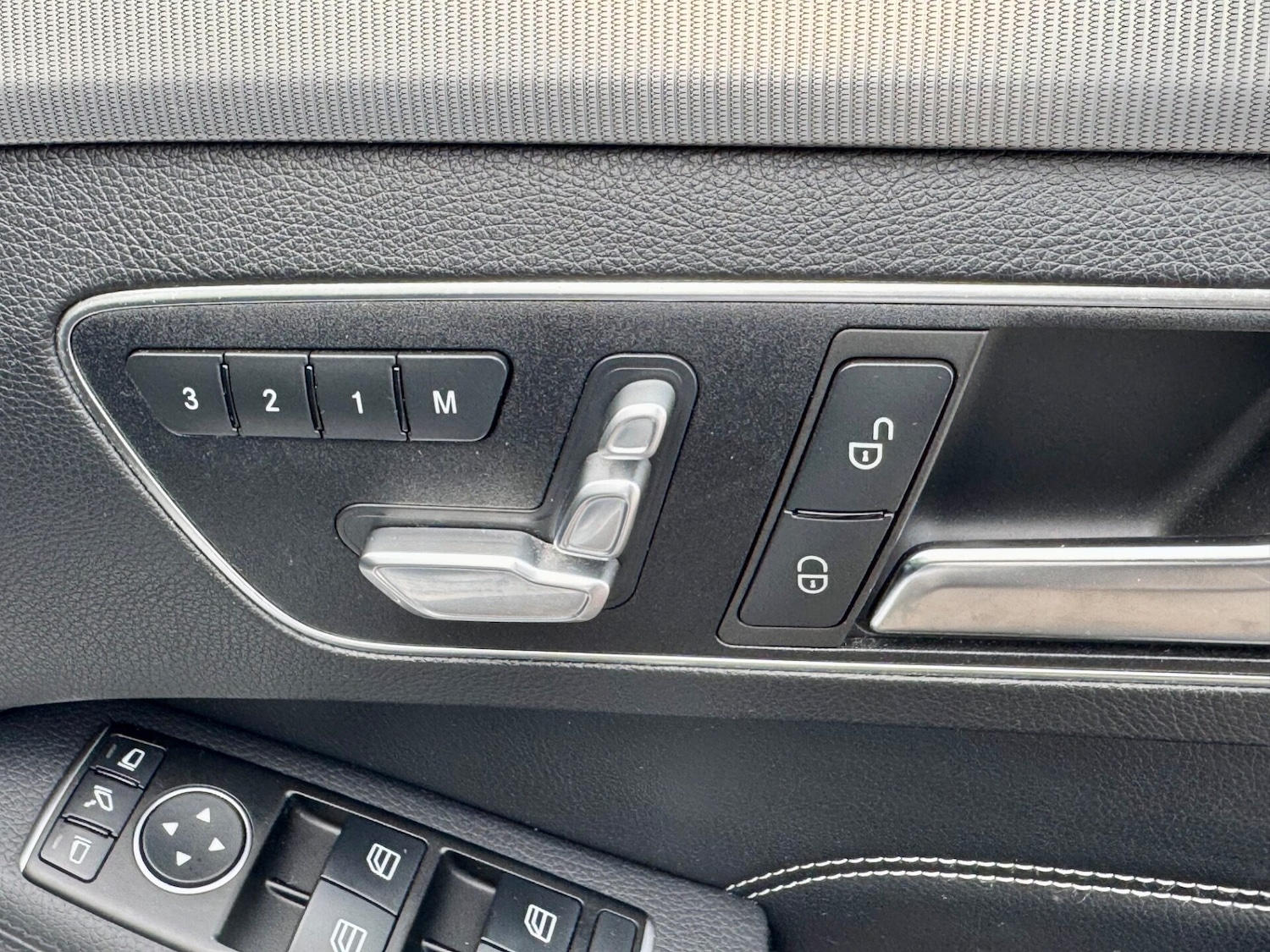 Used Mercedes-Benz E Class 2015 for sale - 77543722: Photo 23