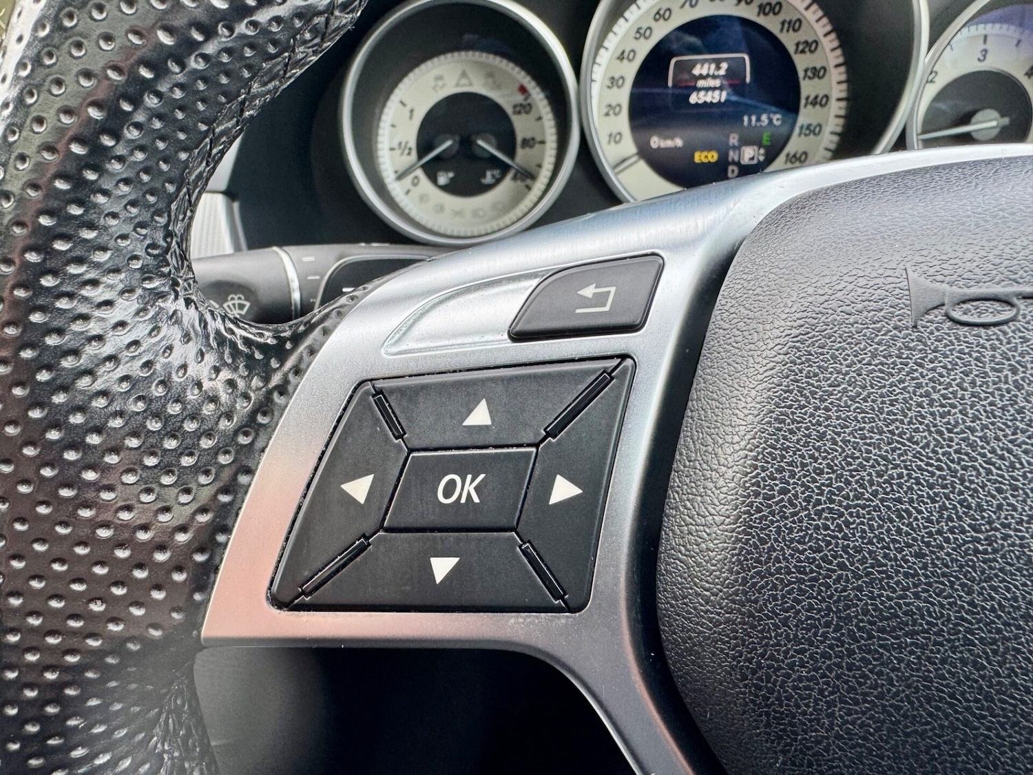 Used Mercedes-Benz E Class 2015 for sale - 77543722: Photo 30