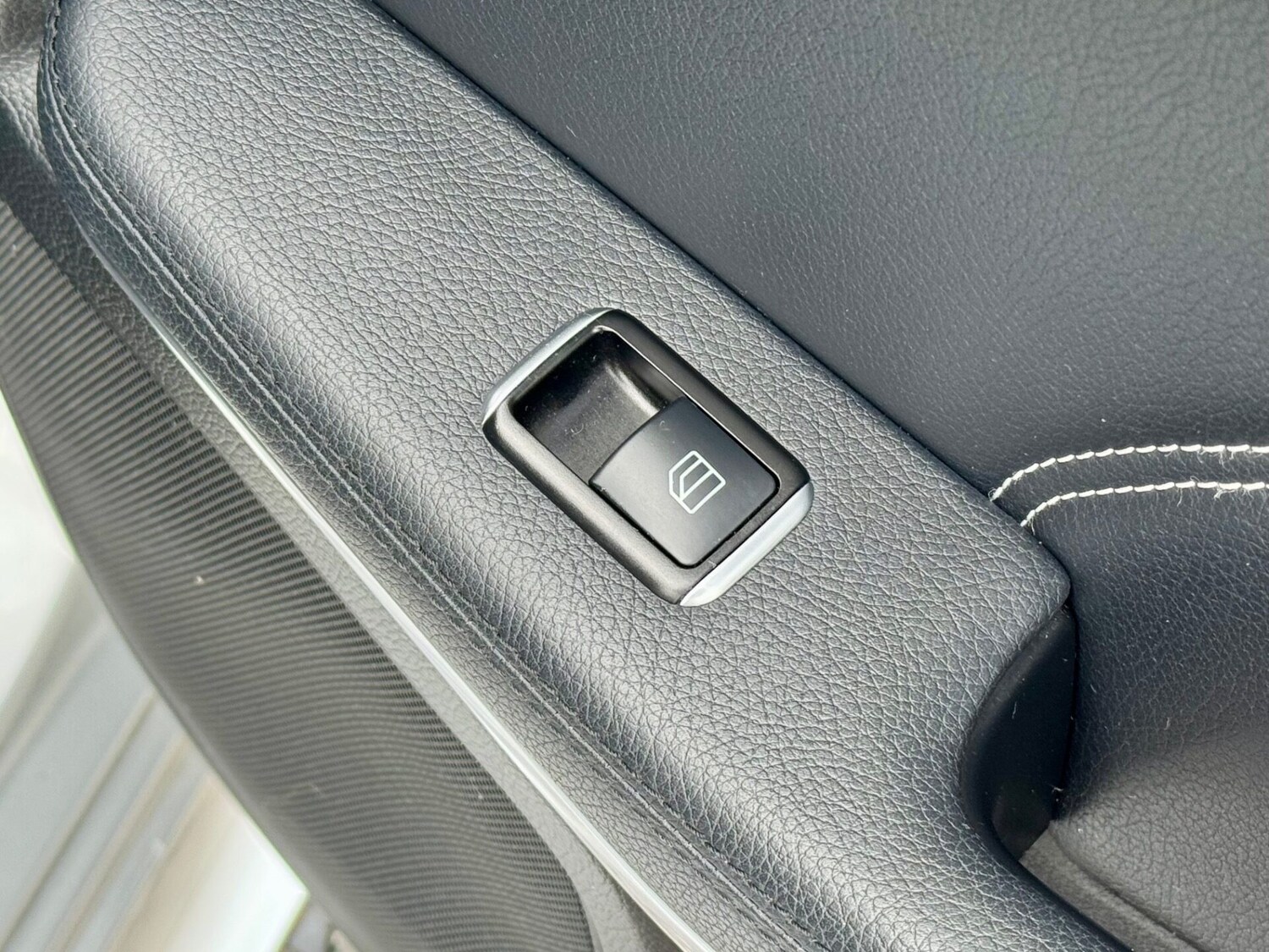 Used Mercedes-Benz E Class 2015 for sale - 77543722: Photo 67