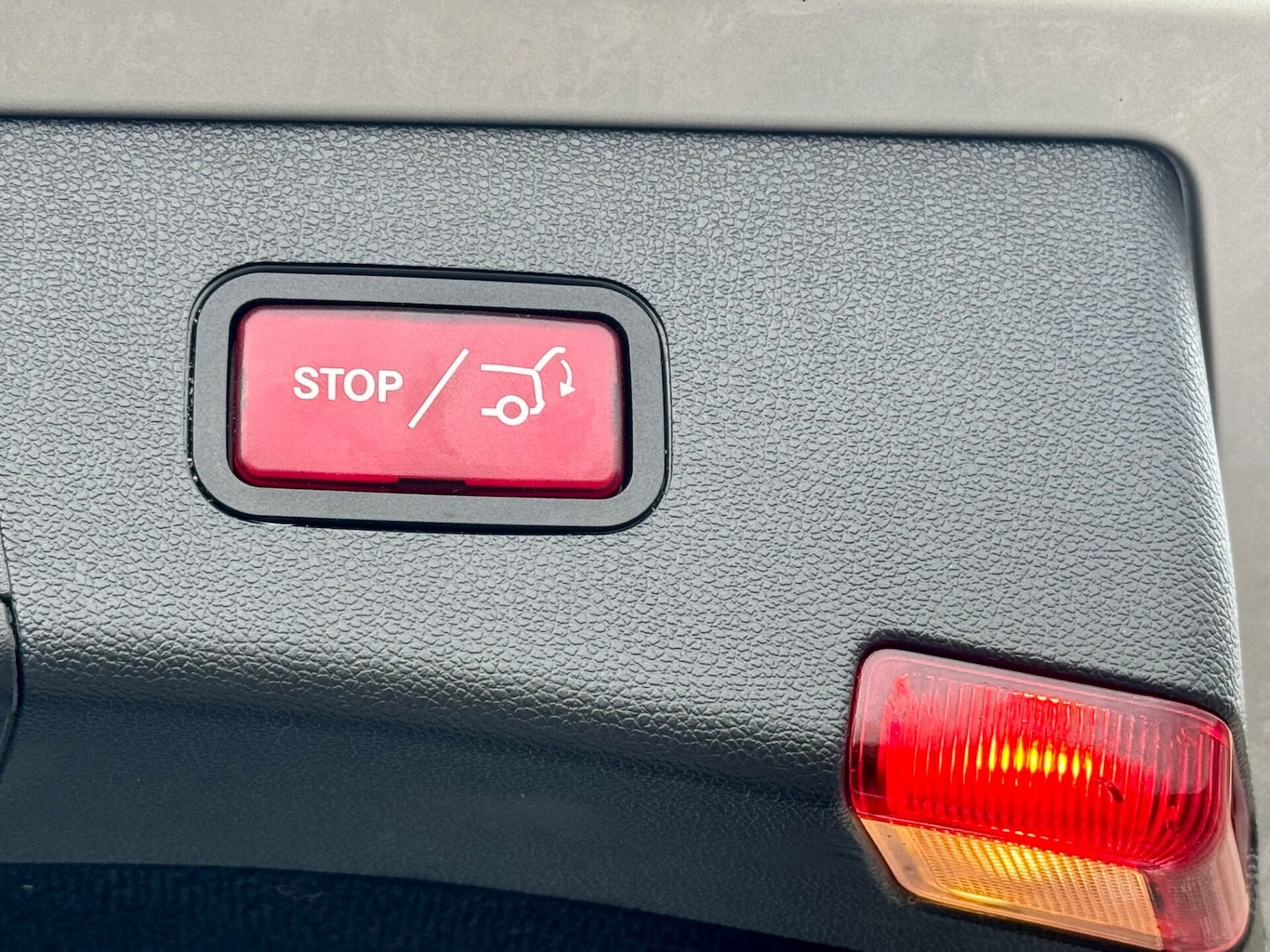 Used Mercedes-Benz E Class 2015 for sale - 77543722: Photo 76