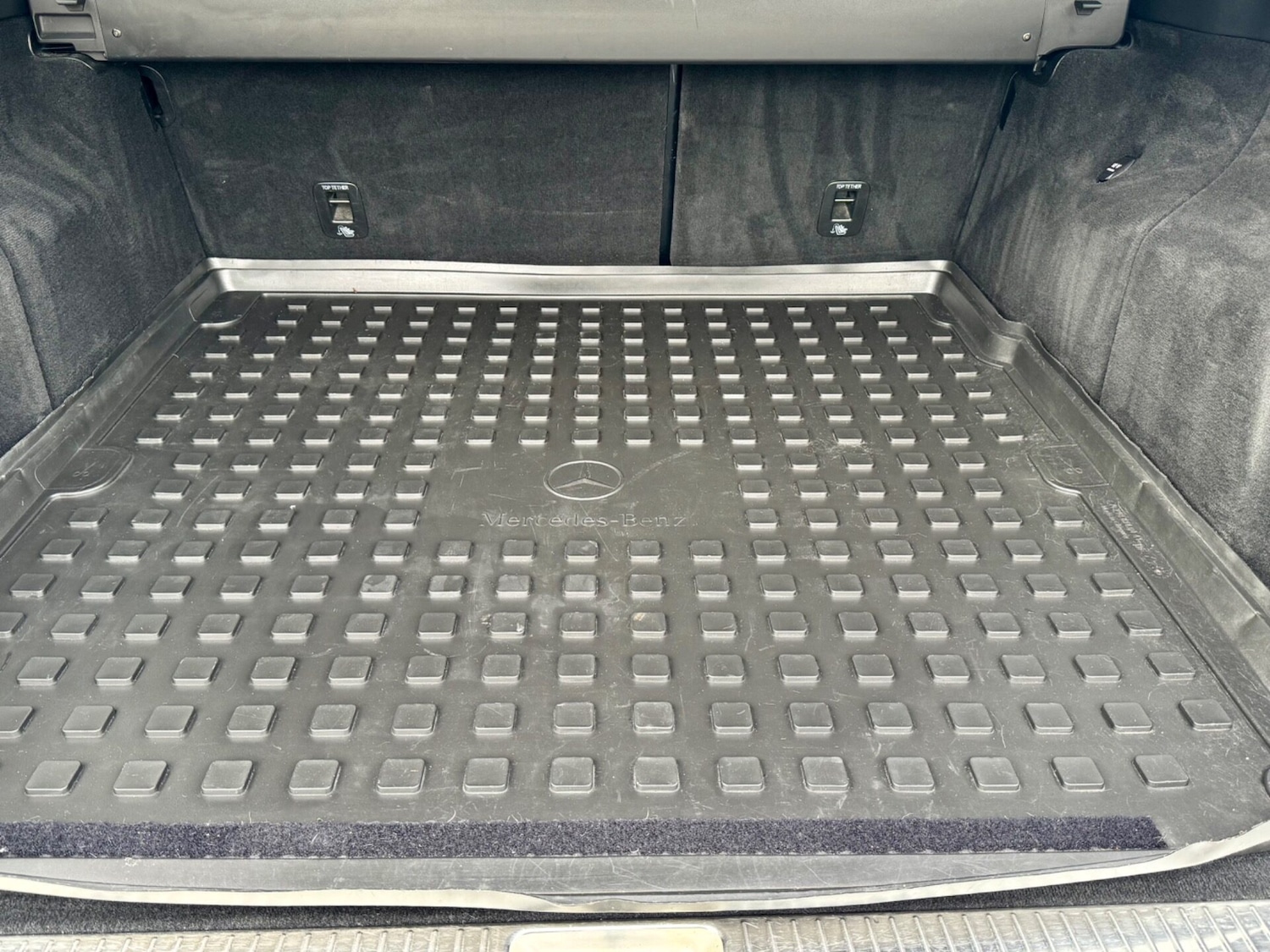 Used Mercedes-Benz E Class 2015 for sale - 77543722: Photo 77