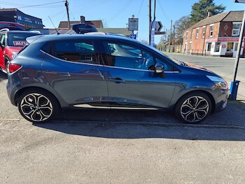 Used Renault Clio 2019 for sale - 77919191: Photo