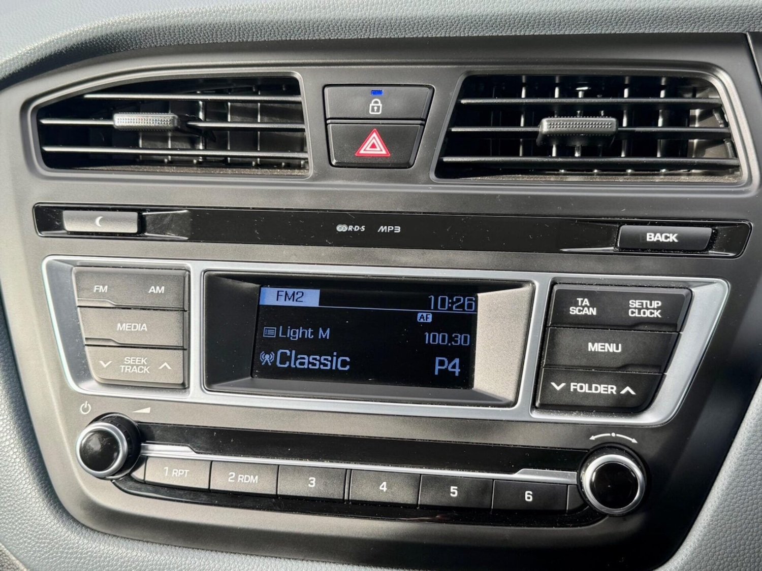 Used Hyundai i20 2016 for sale - 77168675: Photo 28