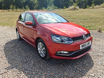 Used Volkswagen Polo 2015 for sale - 76716018: Photo