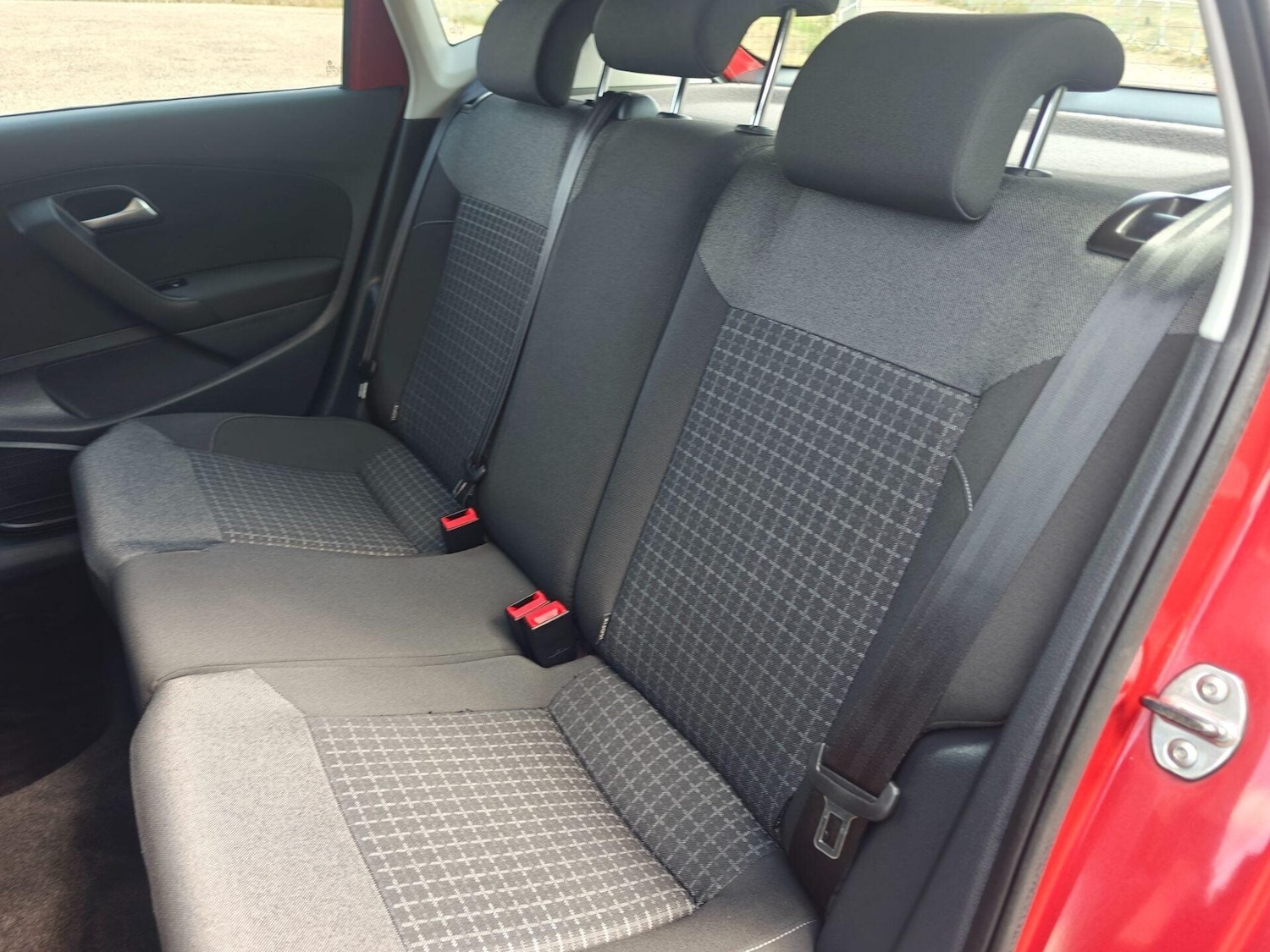 Used Volkswagen Polo 2015 for sale - 76716018: Photo 26