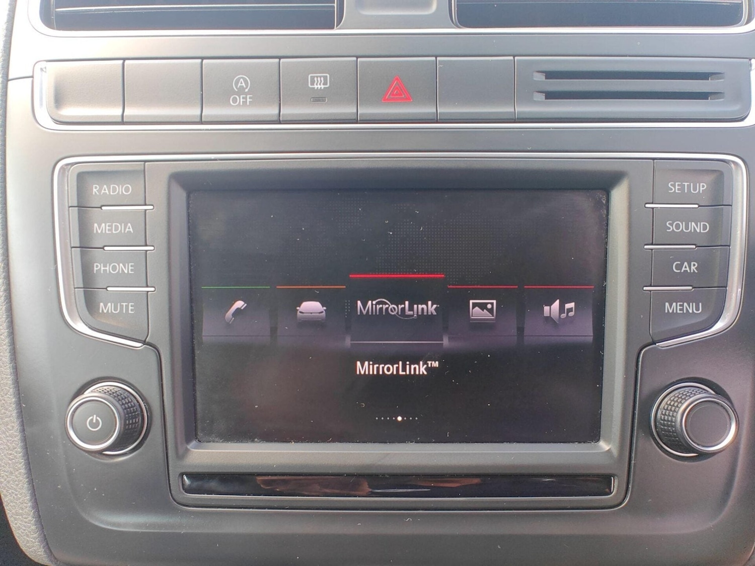 Used Volkswagen Polo 2015 for sale - 76716018: Photo 39