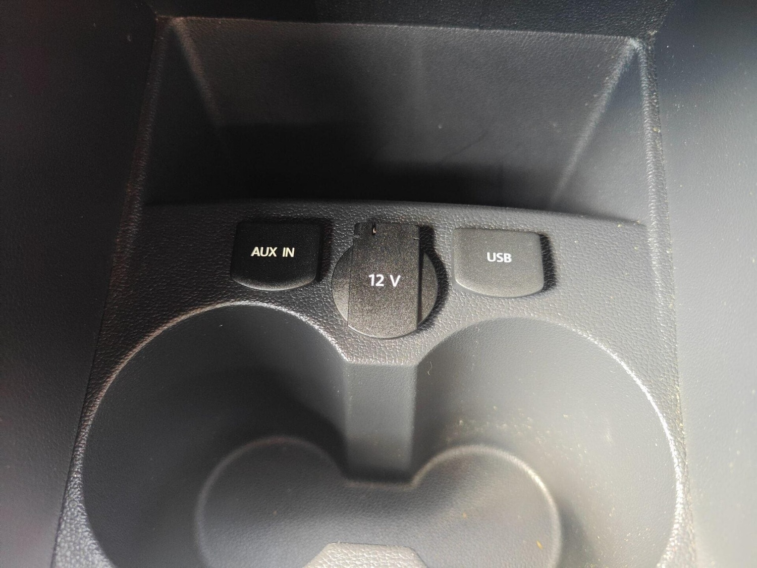 Used Volkswagen Polo 2015 for sale - 76716018: Photo 43