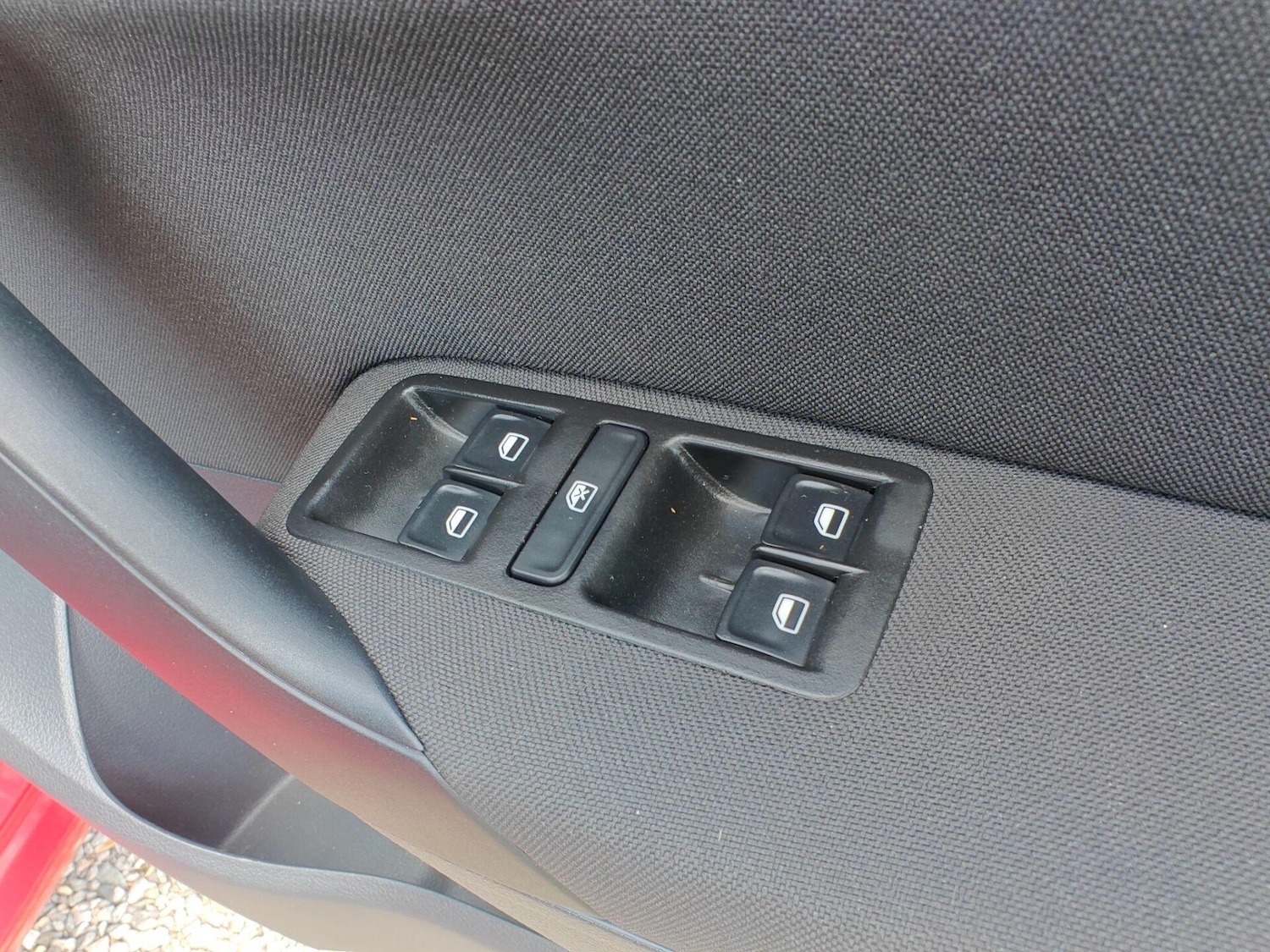 Used Volkswagen Polo 2015 for sale - 76716018: Photo 50