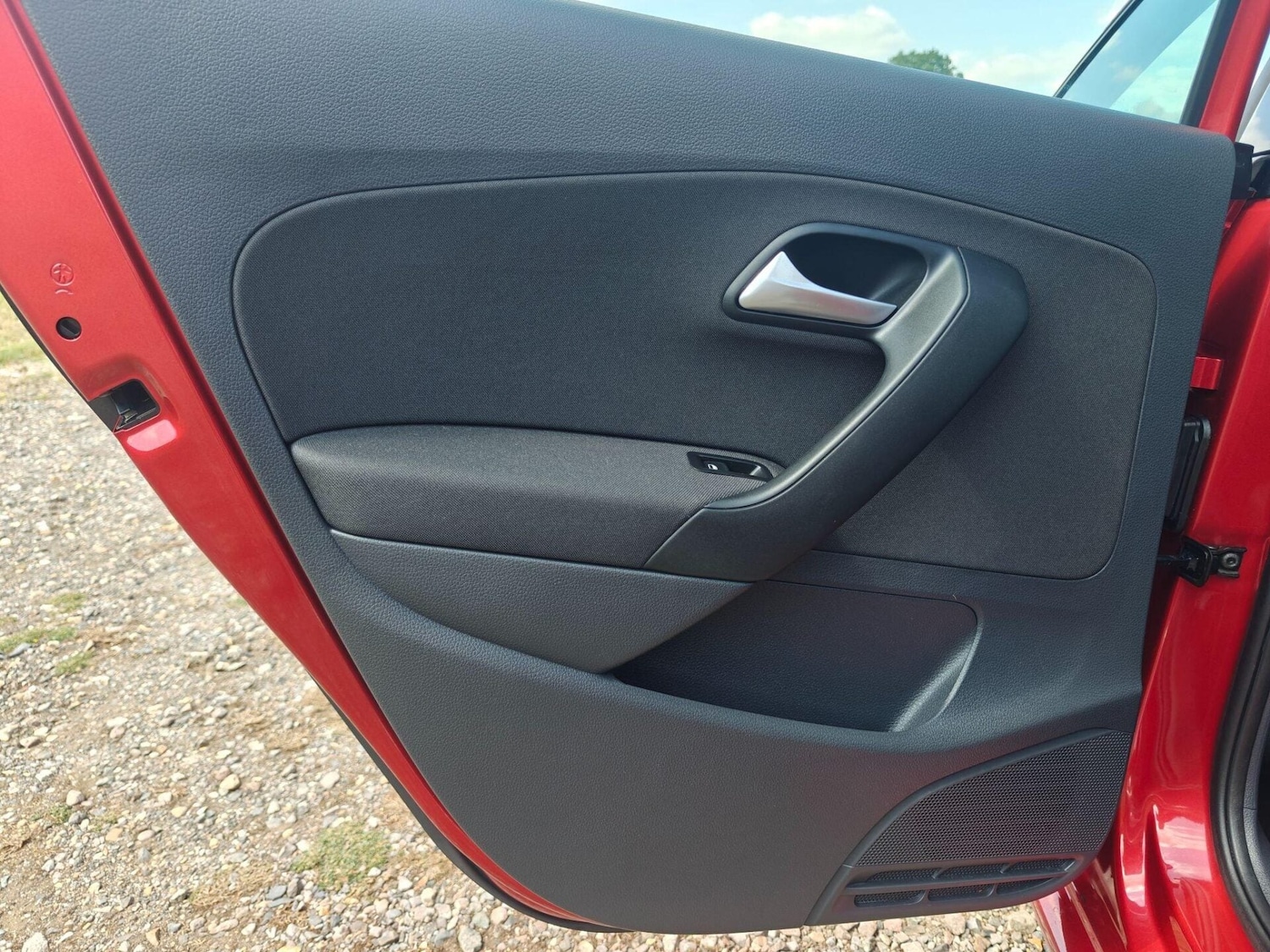 Used Volkswagen Polo 2015 for sale - 76716018: Photo 54