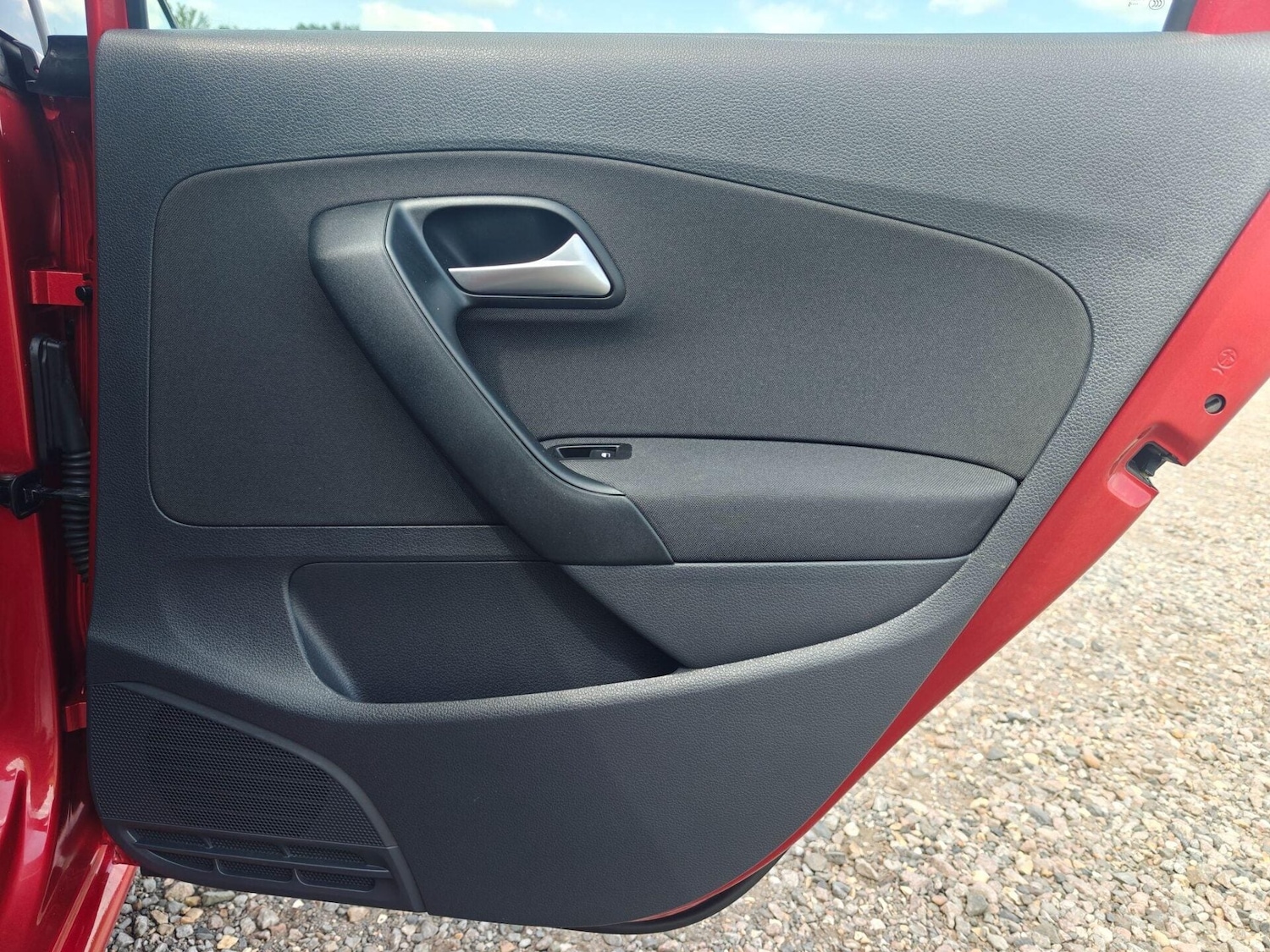 Used Volkswagen Polo 2015 for sale - 76716018: Photo 56