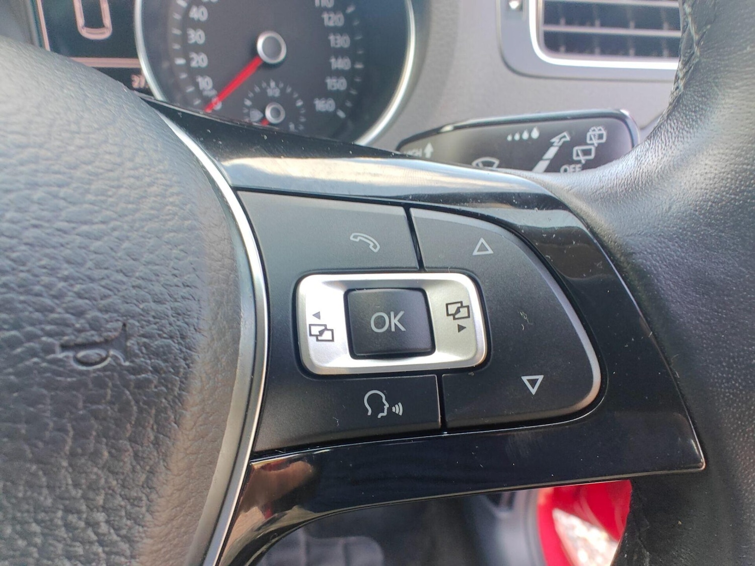 Used Volkswagen Polo 2015 for sale - 76716018: Photo 61