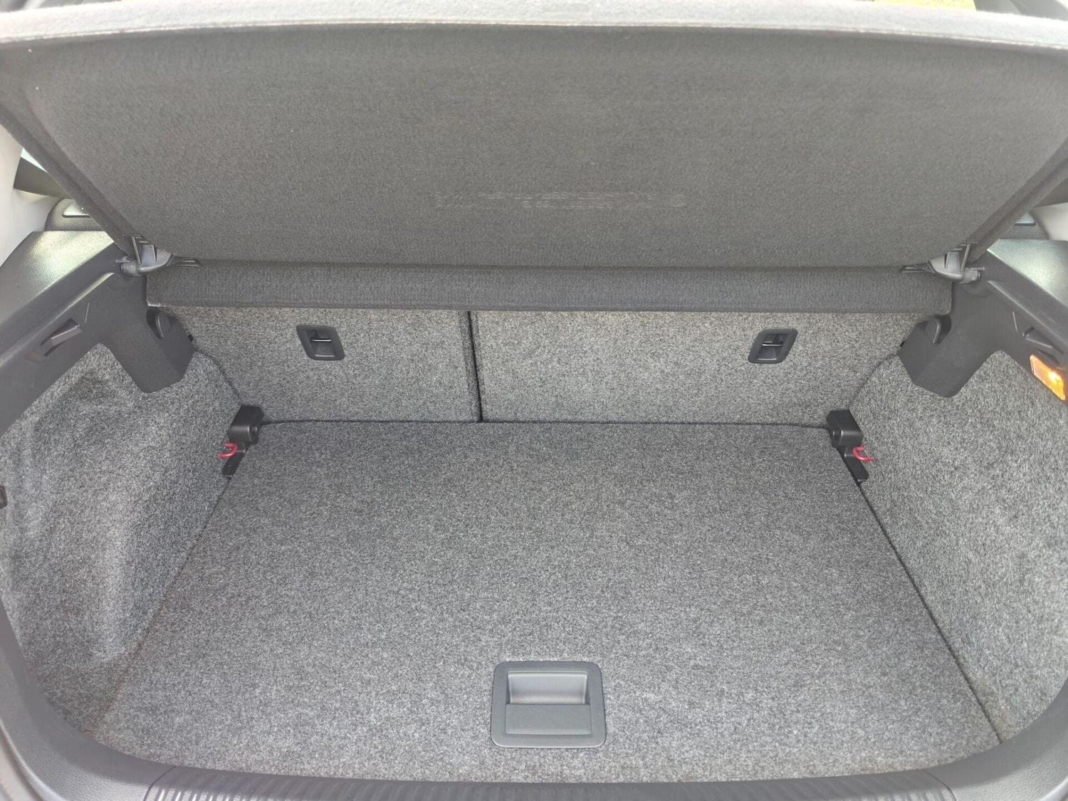 Used Volkswagen Polo 2015 for sale - 76716018: Photo 66