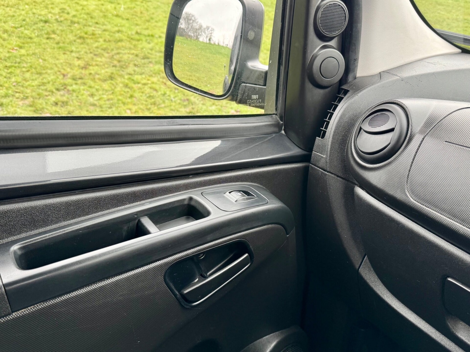 Used Fiat Fiorino 2019 for sale - 77187609: Photo 32