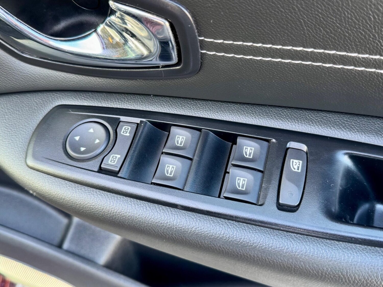 Used Renault Scenic 2014 for sale - 77262461: Photo 23