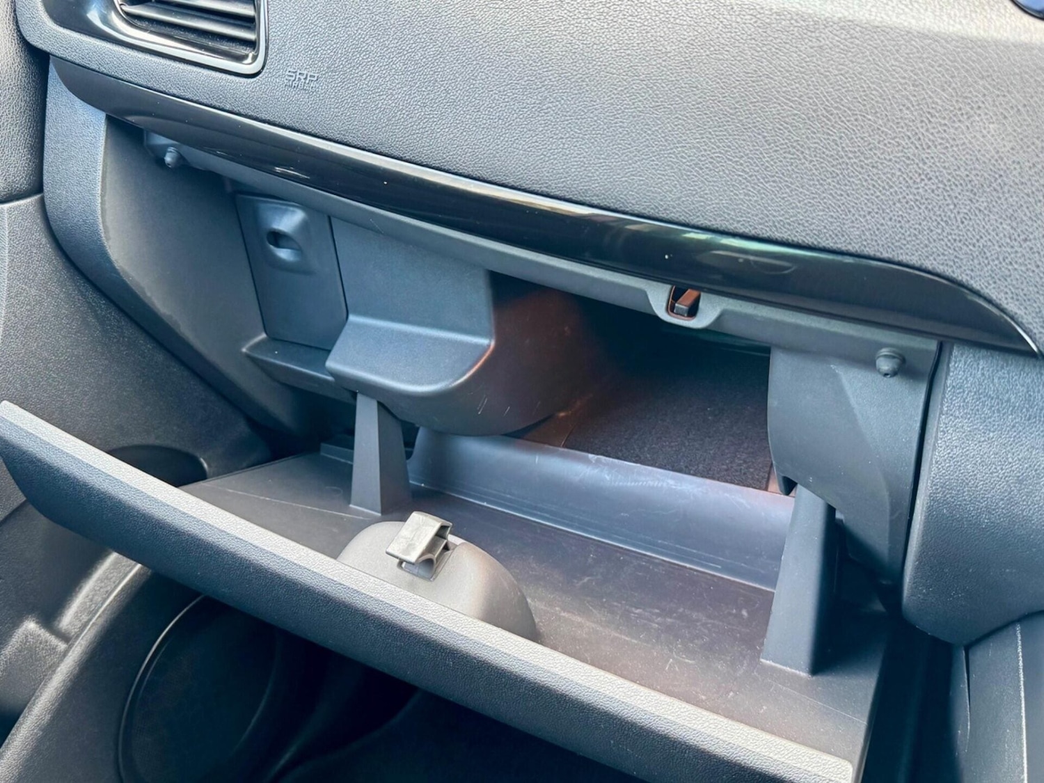 Used Renault Scenic 2014 for sale - 77262461: Photo 30