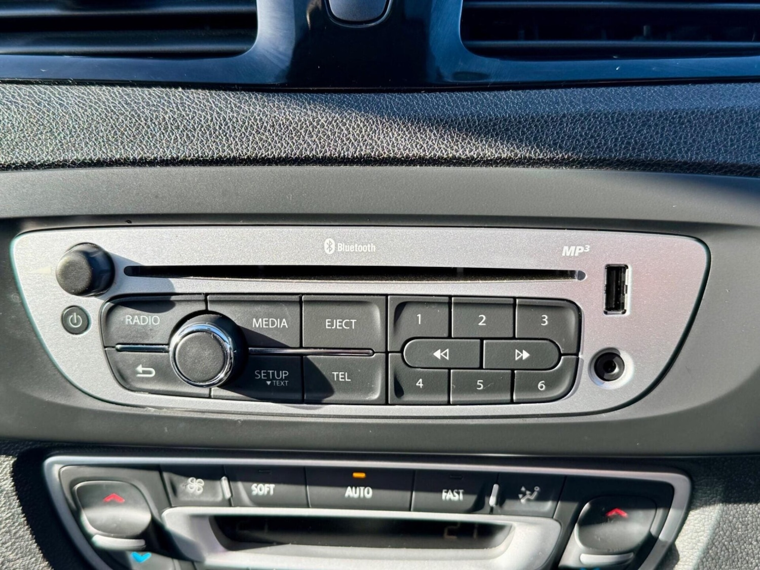 Used Renault Scenic 2014 for sale - 77262461: Photo 43