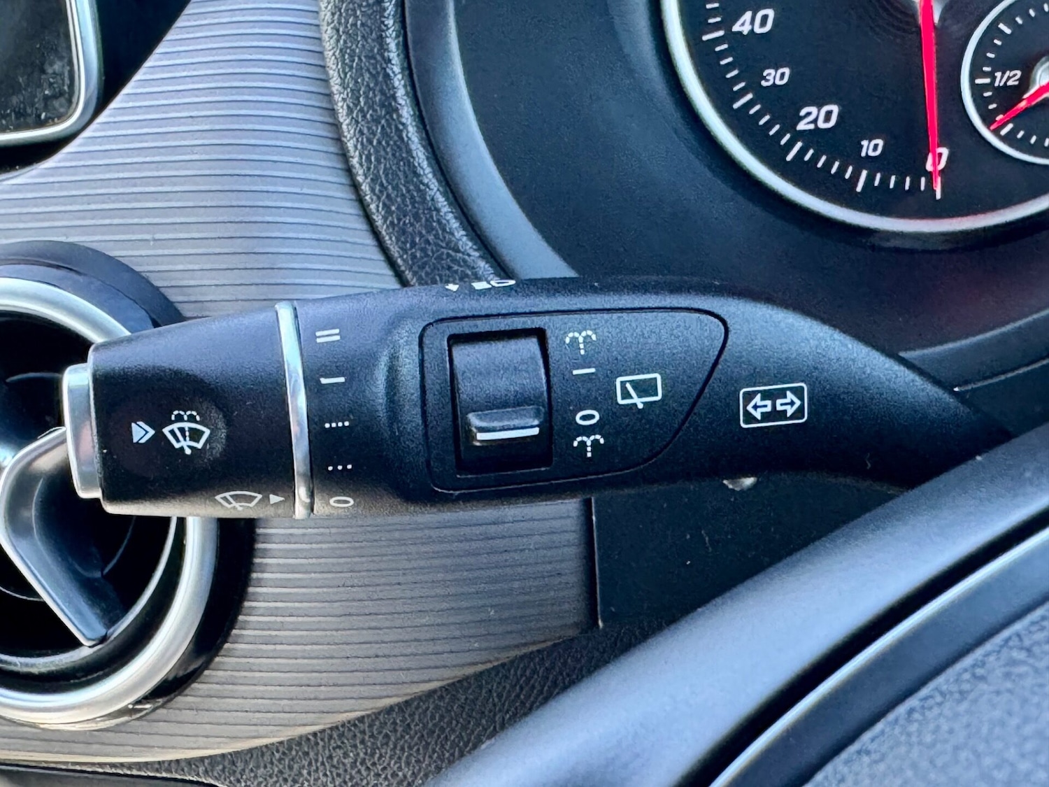 Used Mercedes-Benz B Class 2015 for sale - 77932721: Photo 23