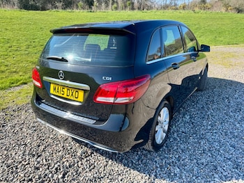 Used Mercedes-Benz B Class 2015 for sale - 77932721: Photo