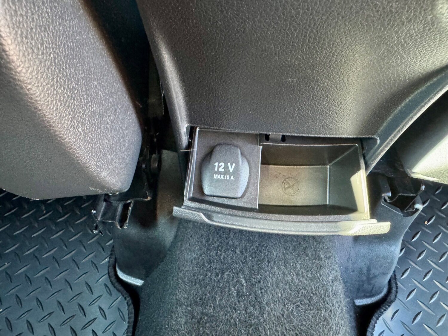 Used Mercedes-Benz B Class 2015 for sale - 77932721: Photo 51