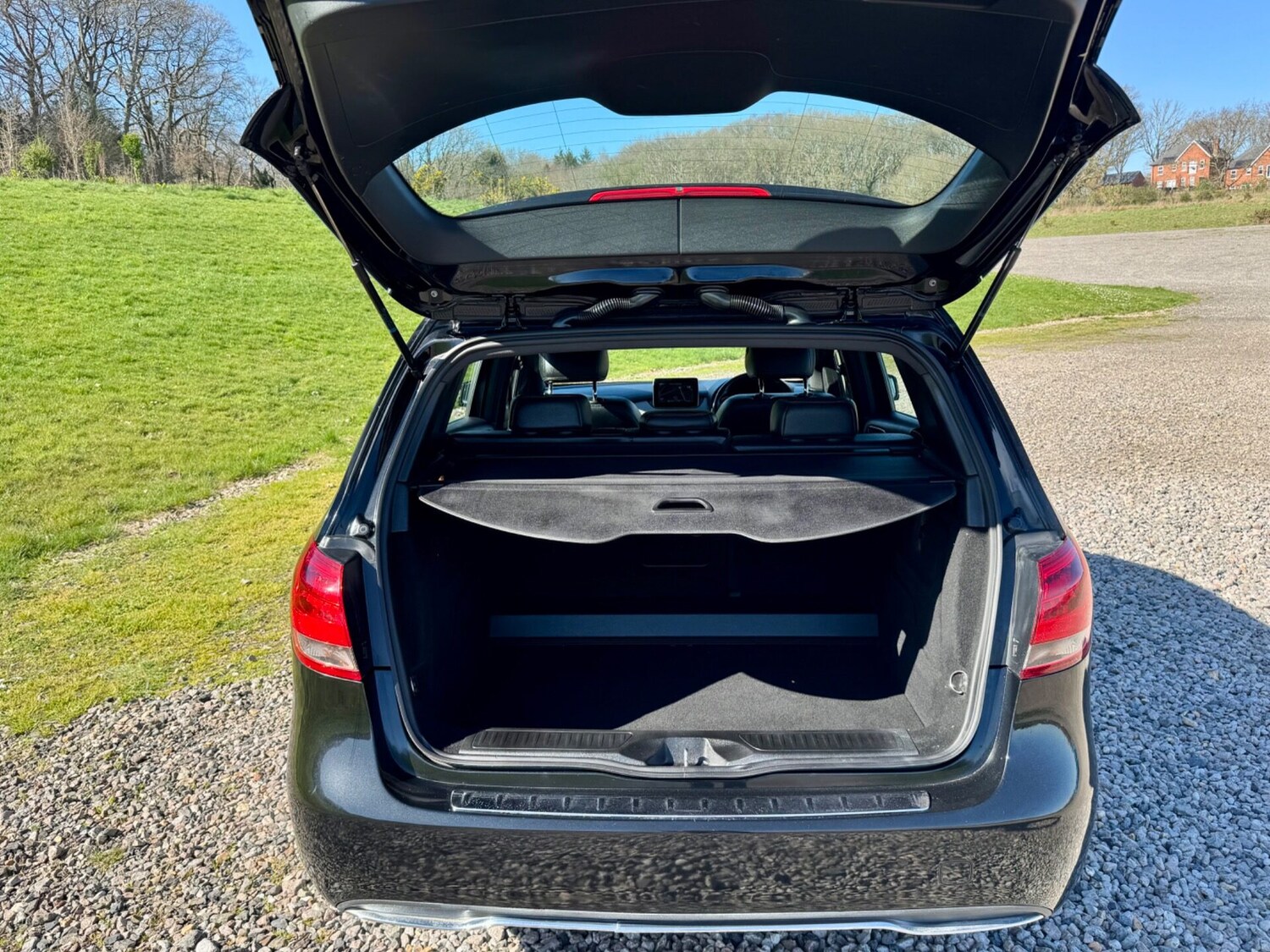 Used Mercedes-Benz B Class 2015 for sale - 77932721: Photo 54