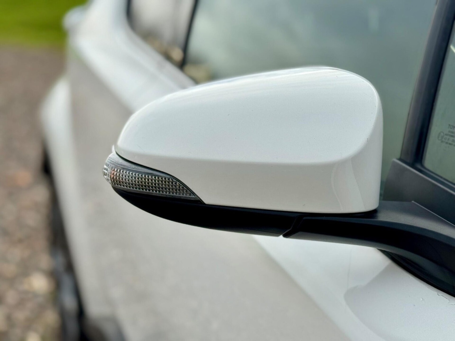 Used Toyota C-HR 2021 for sale - 76716040: Photo 11