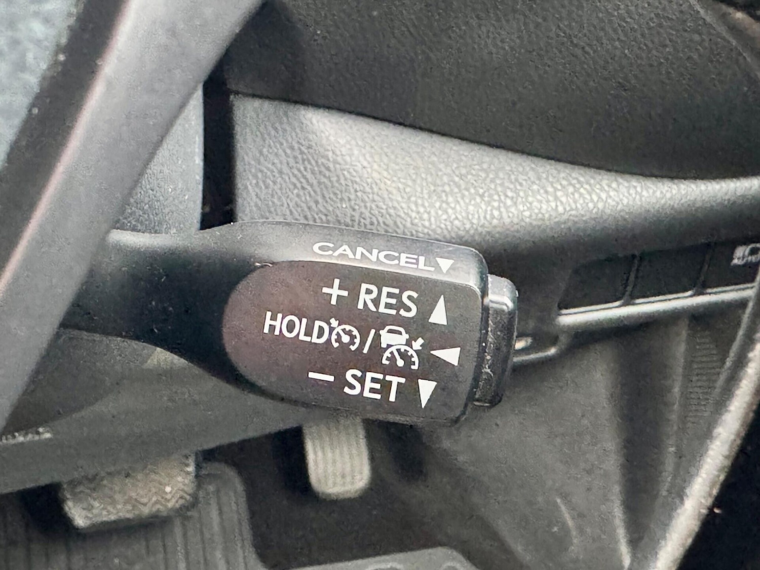 Used Toyota C-HR 2021 for sale - 76716040: Photo 28