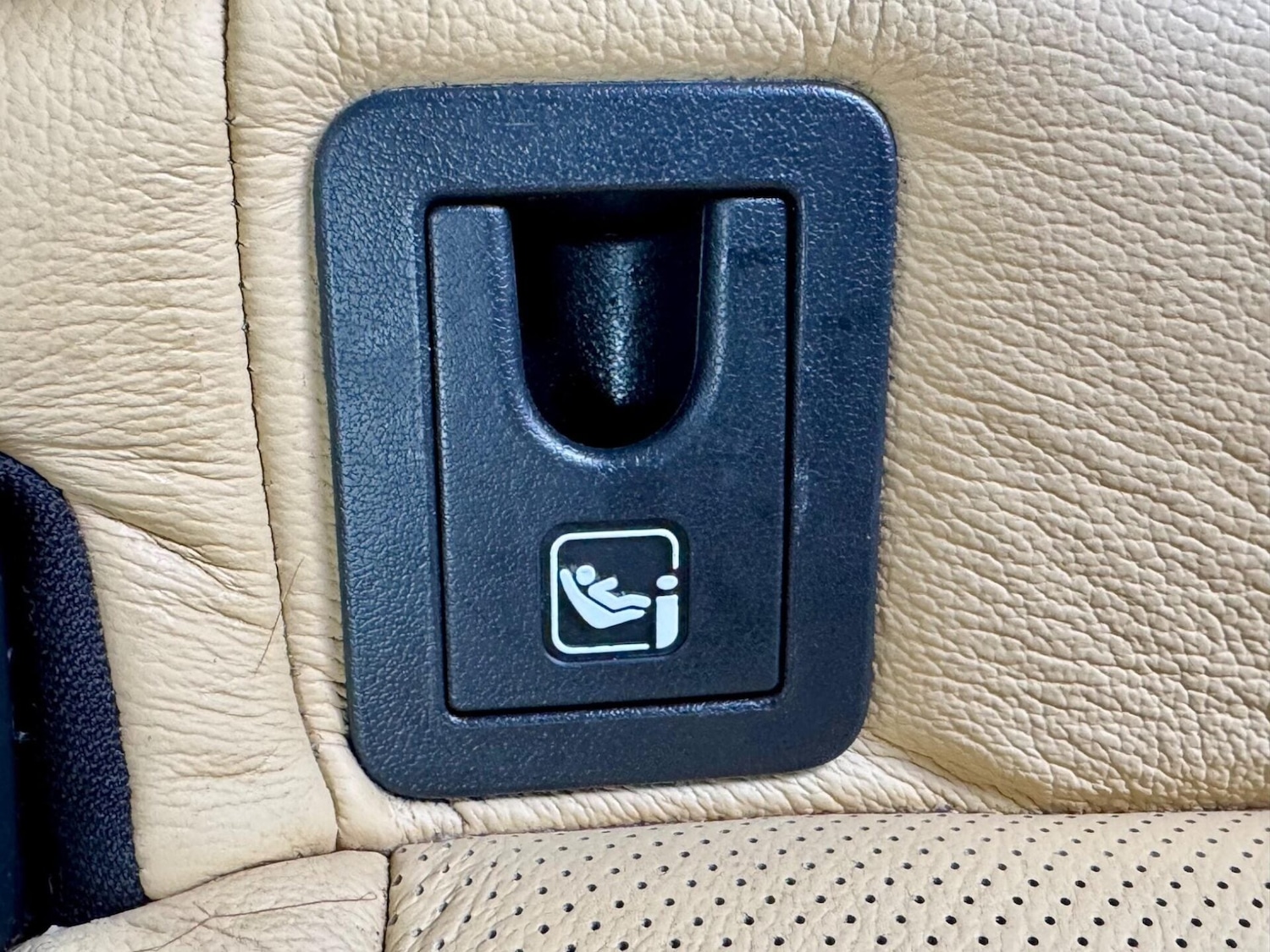 Used Toyota C-HR 2021 for sale - 76716040: Photo 59