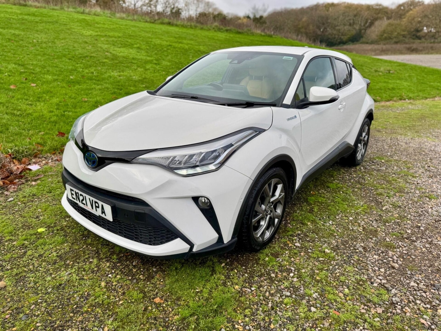 Used Toyota C-HR 2021 for sale - 76716040: Photo 8