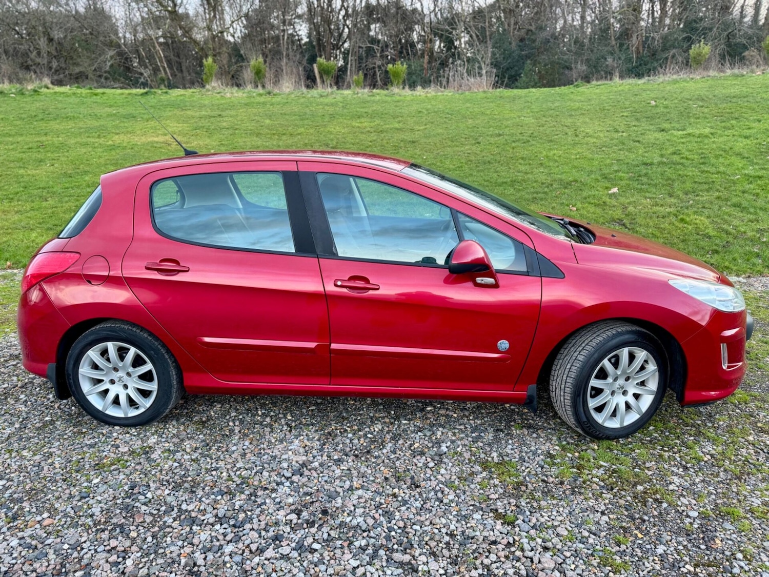 Used Peugeot 308 2011 for sale - 77407423: Photo 2