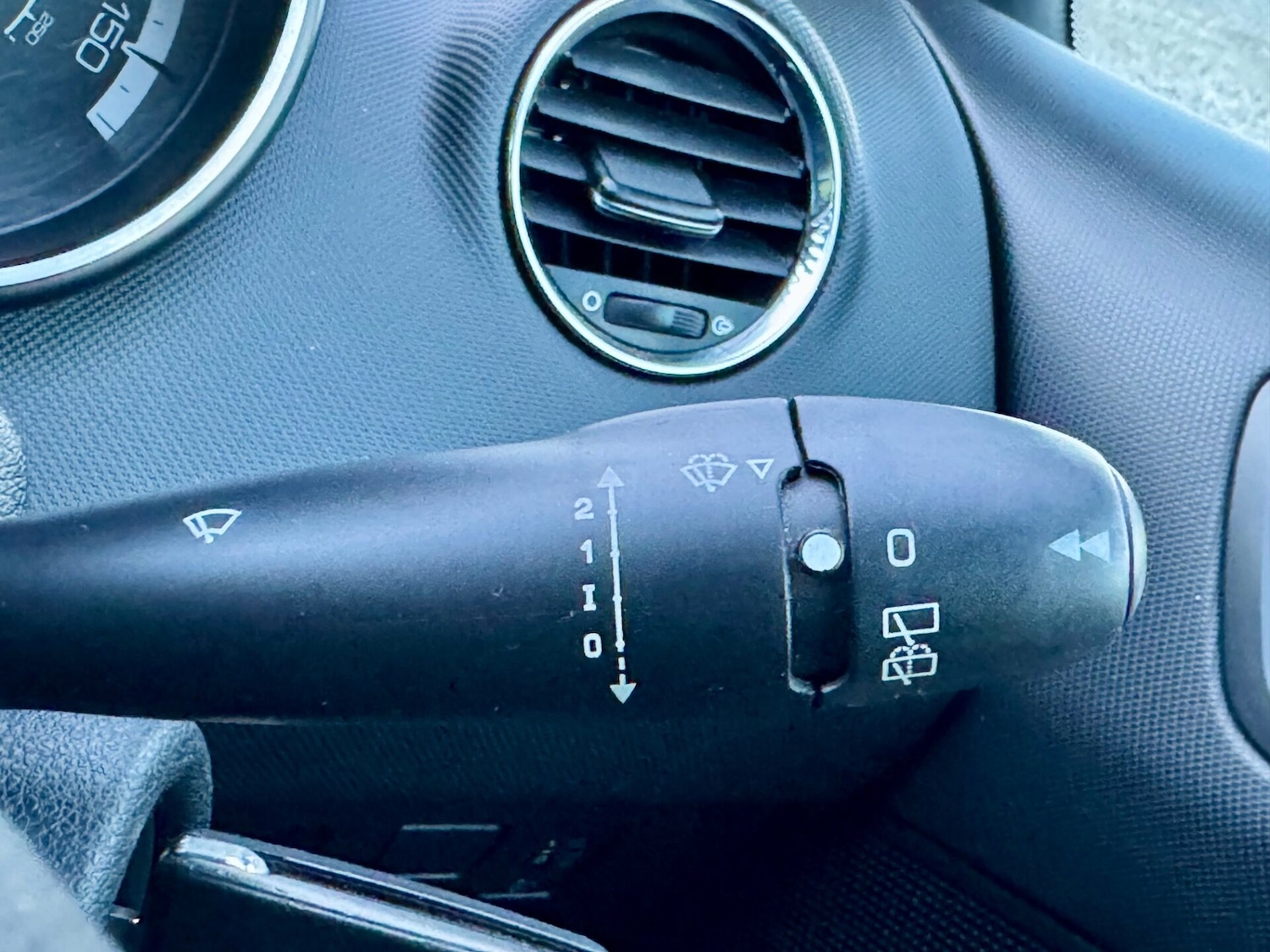 Used Peugeot 308 2011 for sale - 77407423: Photo 22