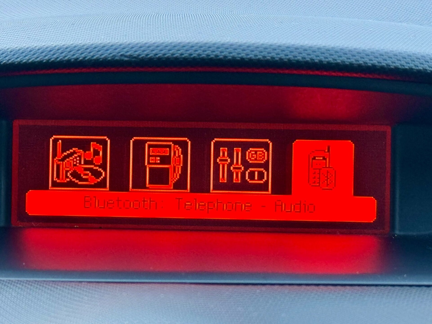 Used Peugeot 308 2011 for sale - 77407423: Photo 26