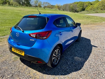 Used Mazda Mazda2 2015 for sale - 78606154: Photo