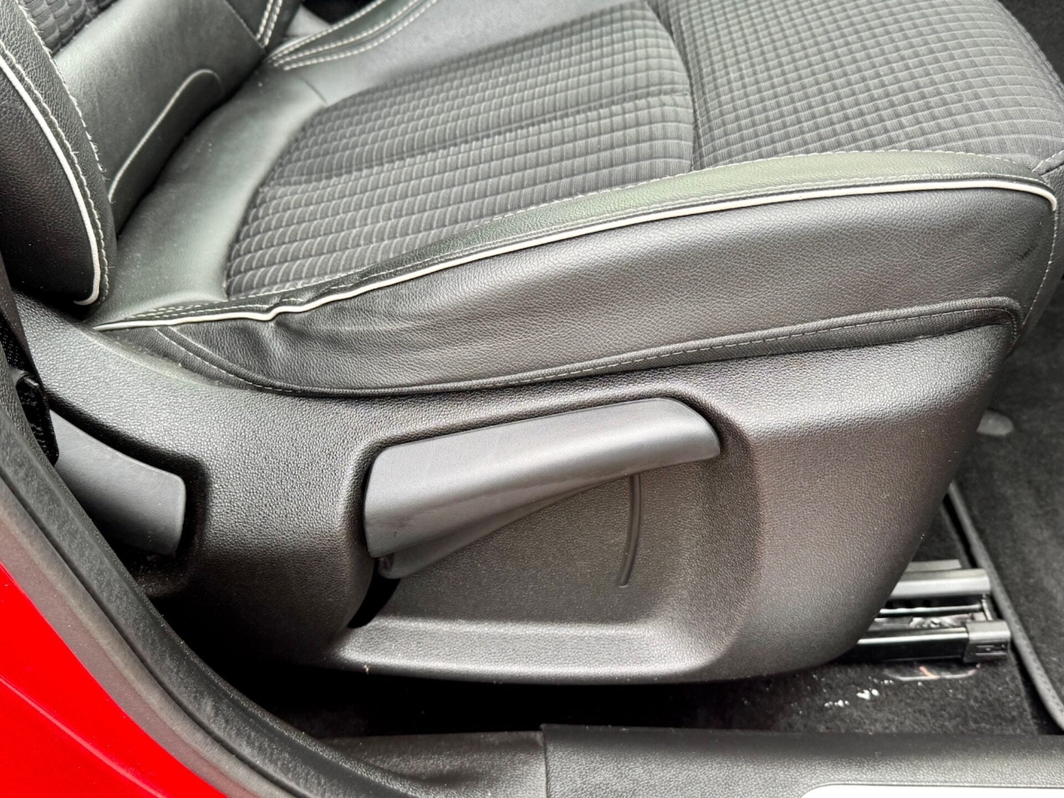 Used Renault Kadjar 2017 for sale - 77129030: Photo 19