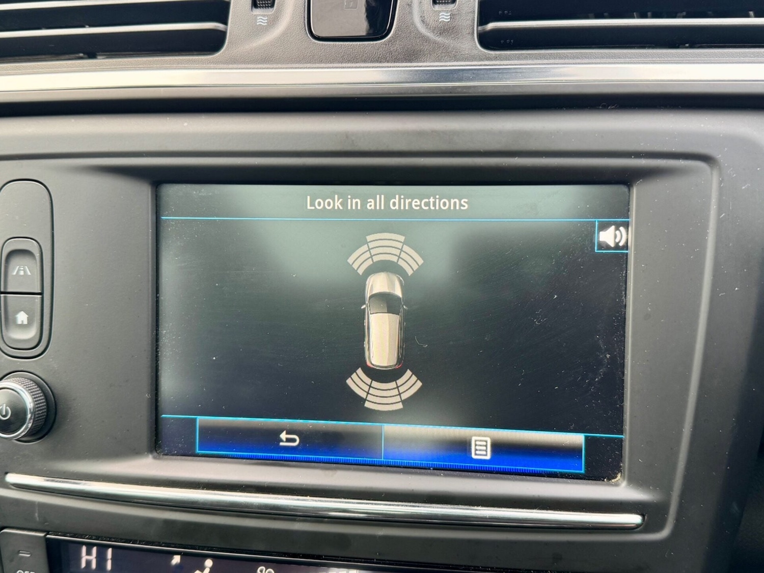 Used Renault Kadjar 2017 for sale - 77129030: Photo 42