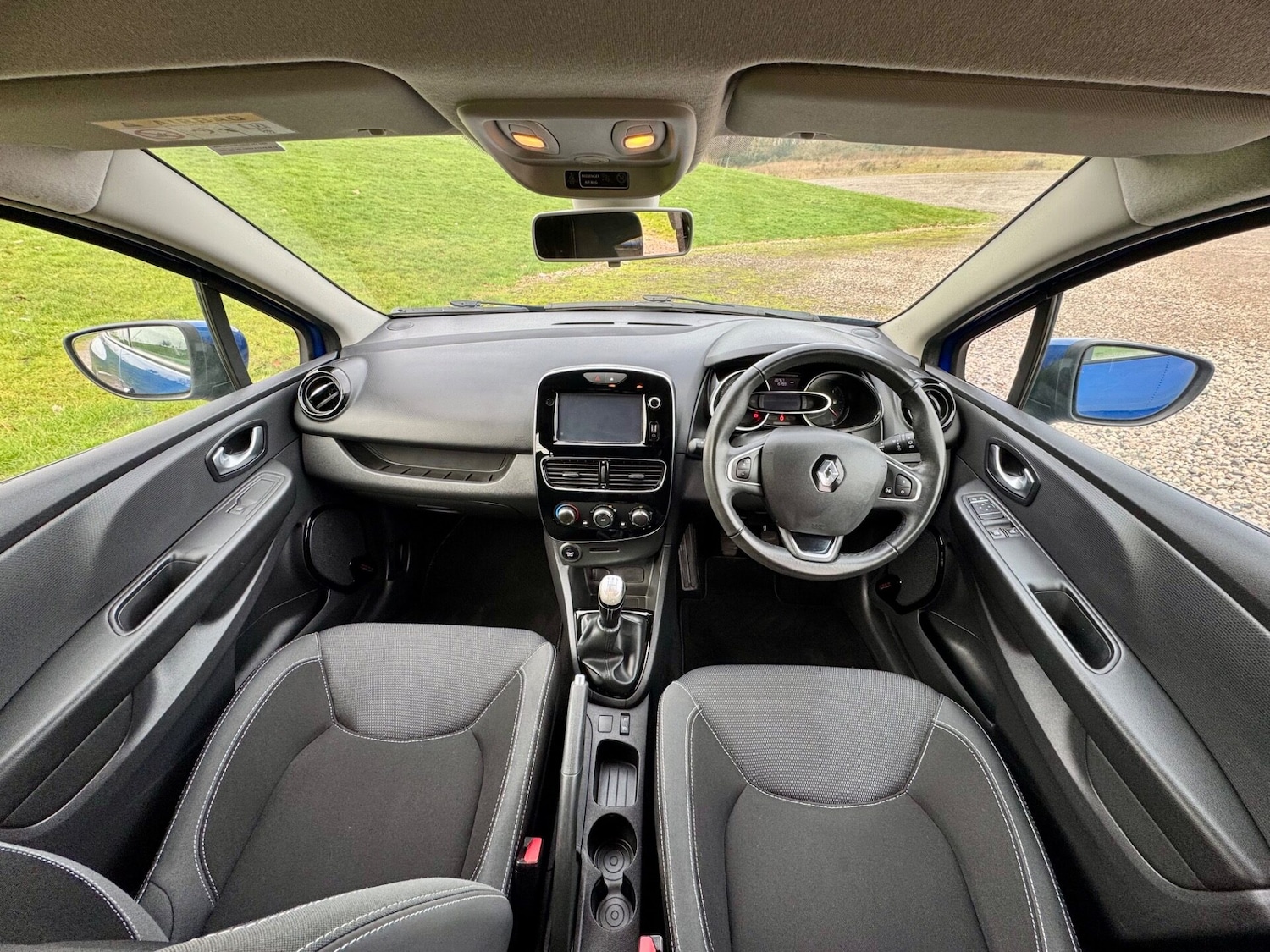 Used Renault Clio 2017 for sale - 77617941: Photo 19