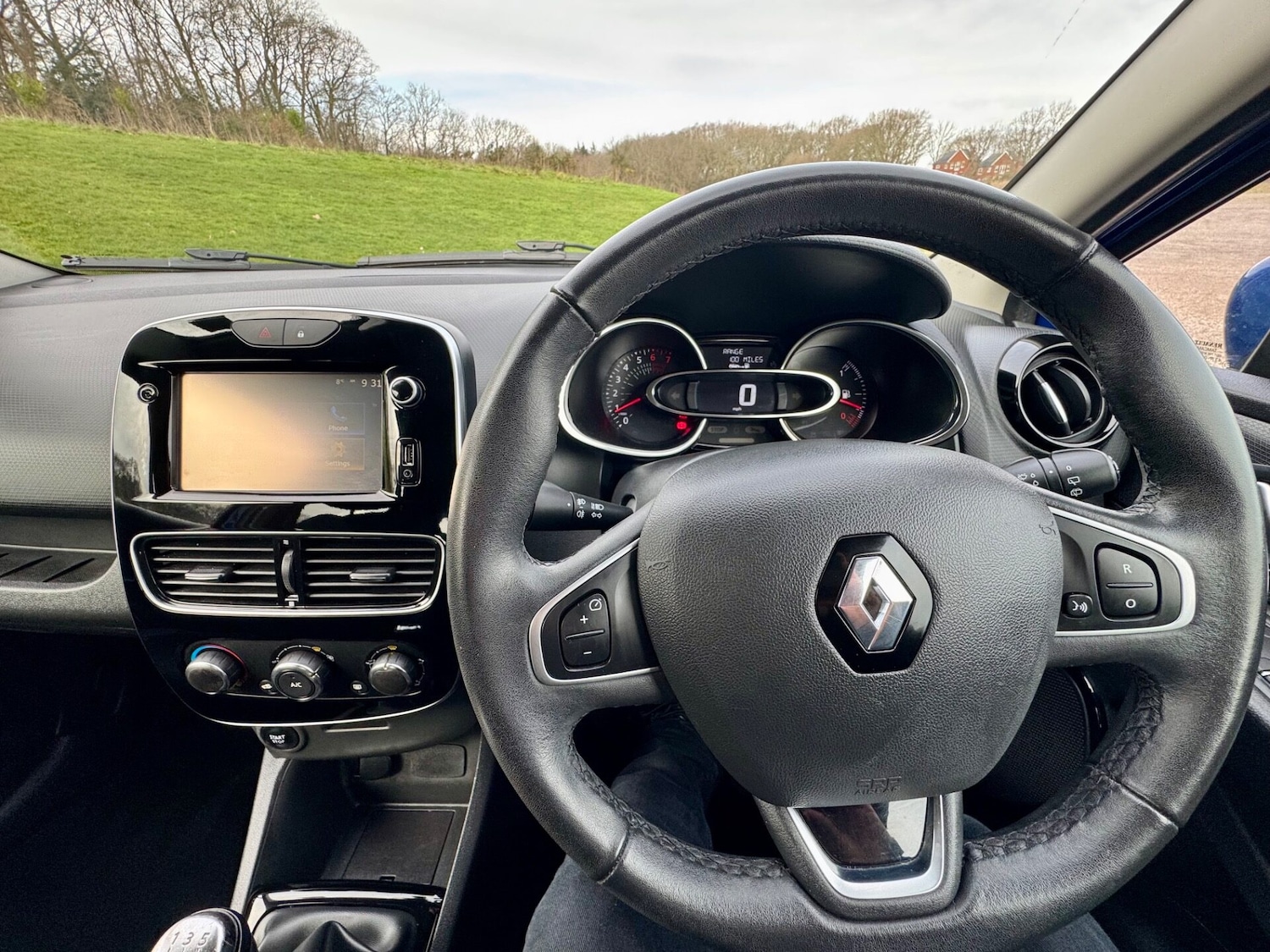 Used Renault Clio 2017 for sale - 77617941: Photo 23