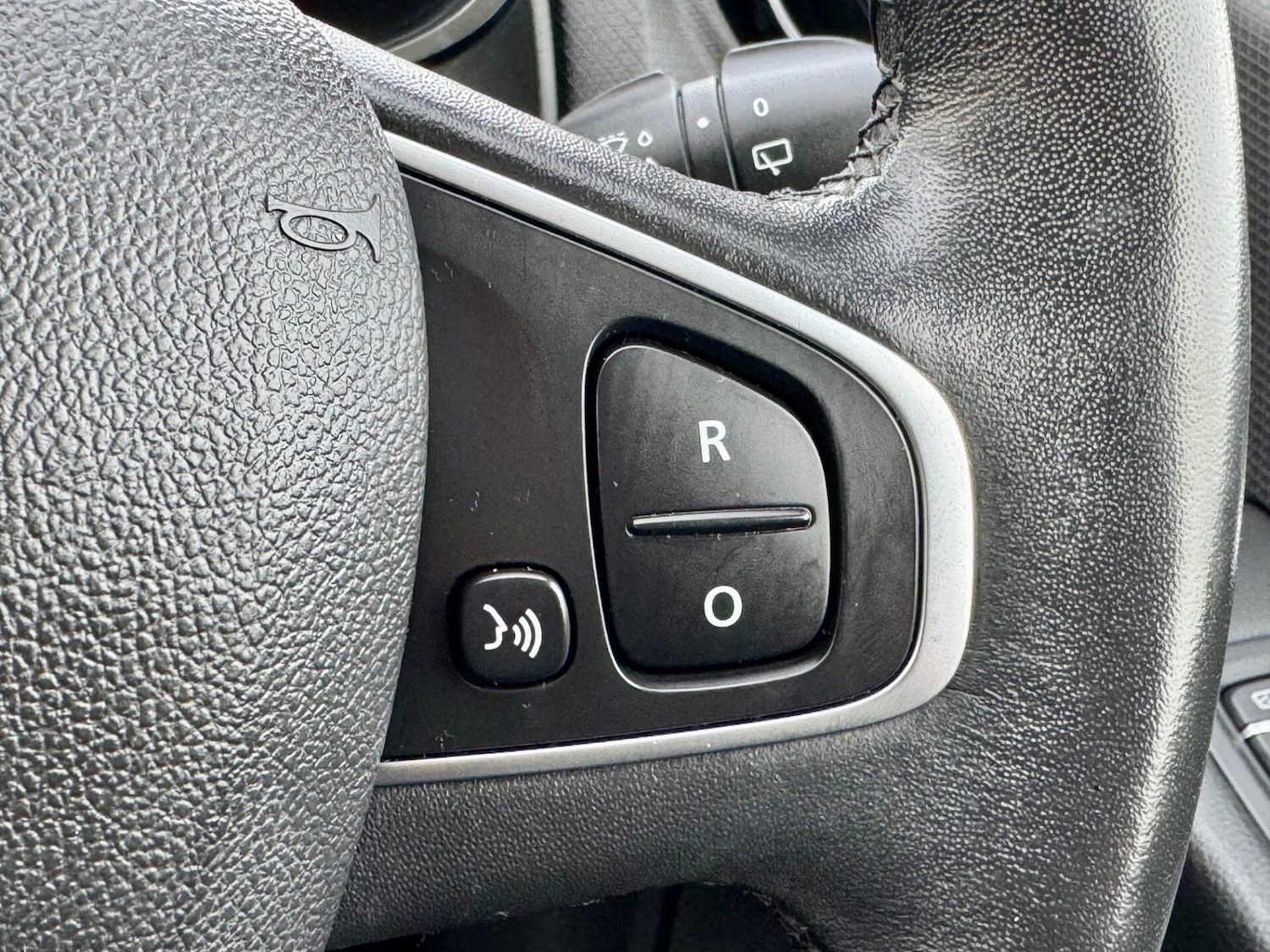 Used Renault Clio 2017 for sale - 77617941: Photo 25