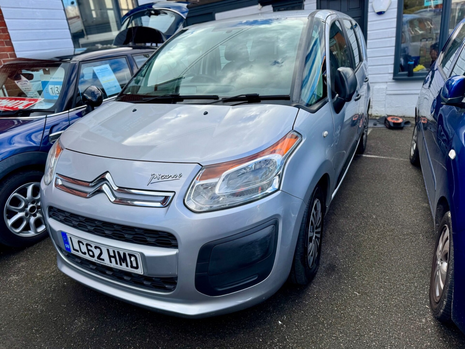 Used Citroen C3 Picasso 2012 for sale - 77702001: Photo 2